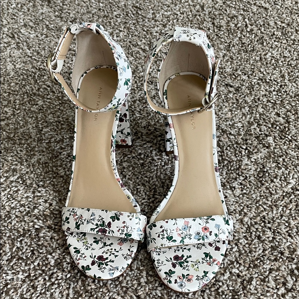 Ann Taylor Floral Heels - White and Green
